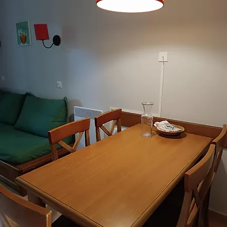 Nyaraló Petite Maison Dans *