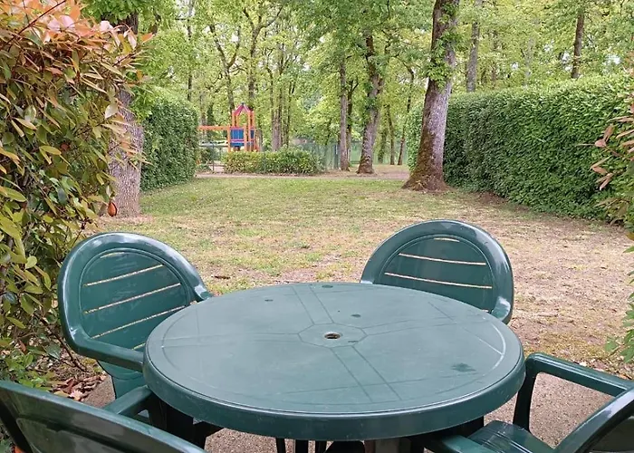 Дом отдыха Petite Maison Dans Монфланкен