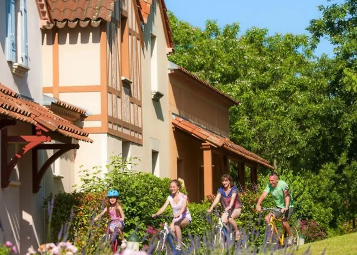 Petite Maison Dans Дом отдыха